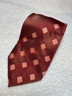 Venetto Collection Woven Checkered Necktie